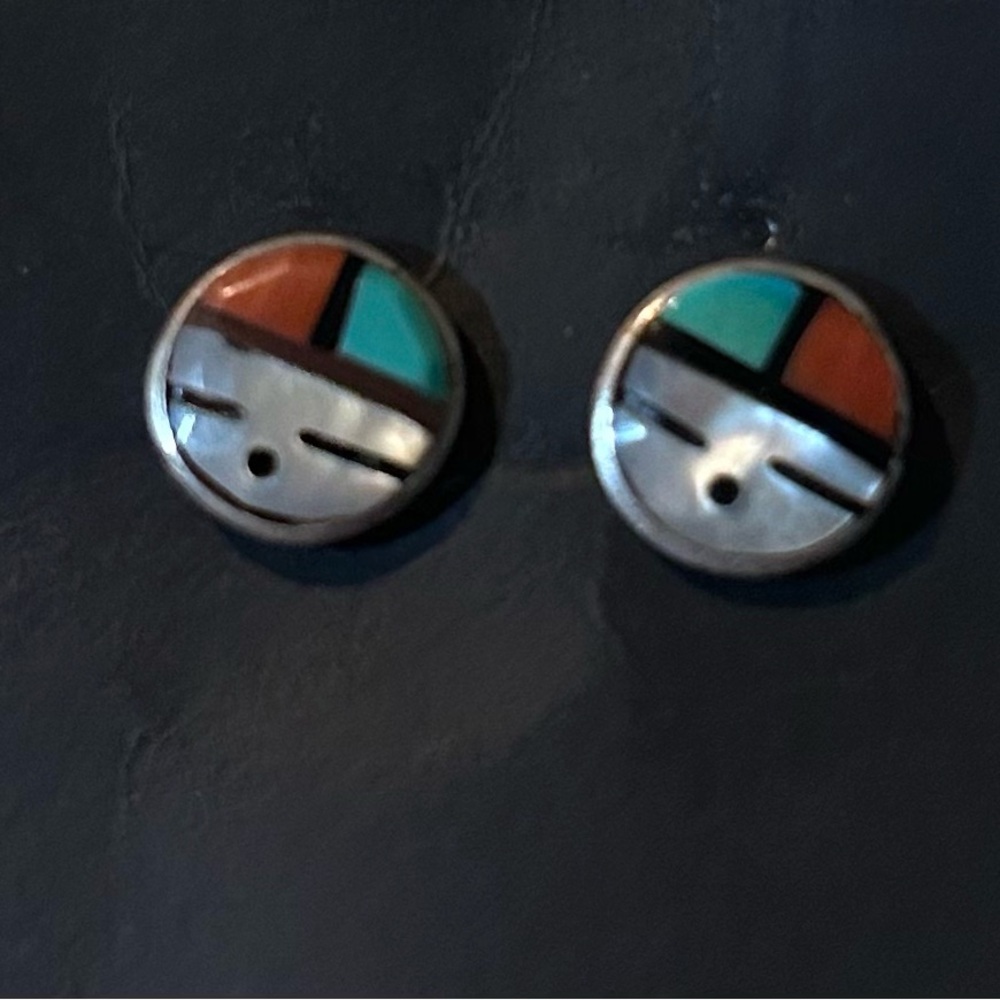 Zuni Nativo Arts sterling silver earrings